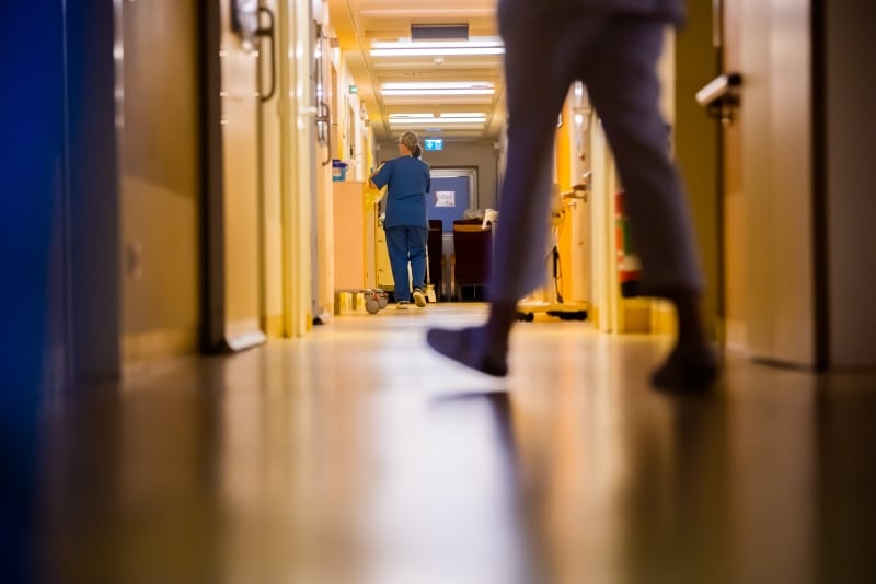 Răsturnare de situație în cazul femeii care a murit în liftul unui spital: ce arată necropsia efectuată