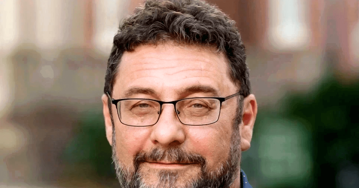 Tsunami-ul postmodernității: Kövesi și Șoșoacă