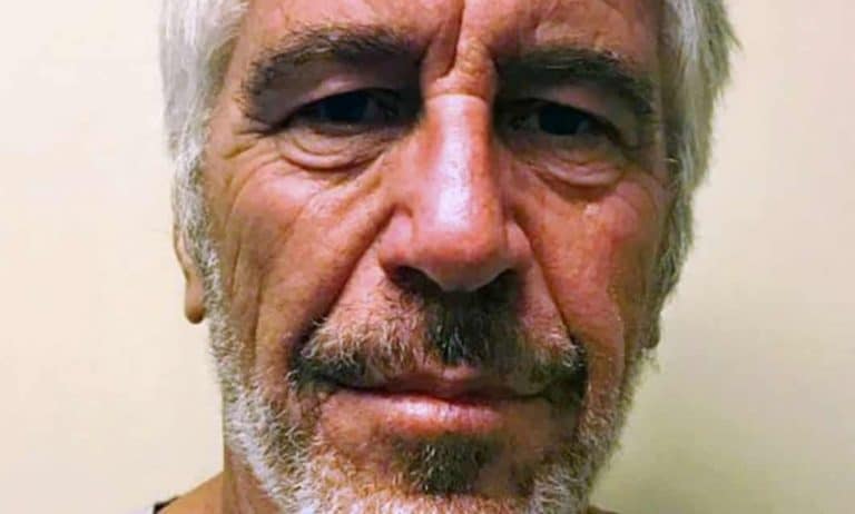 Documente judiciare explozive! Jeffrey Epstein ar fi făcut înregistrări cu prinţul Andrew, Bill Clinton şi Sir Richard Branson în ipostaze intime