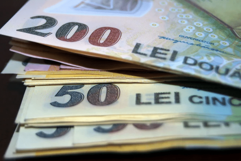 Când intră în conturi beneficiile sociale în ianuarie 2024