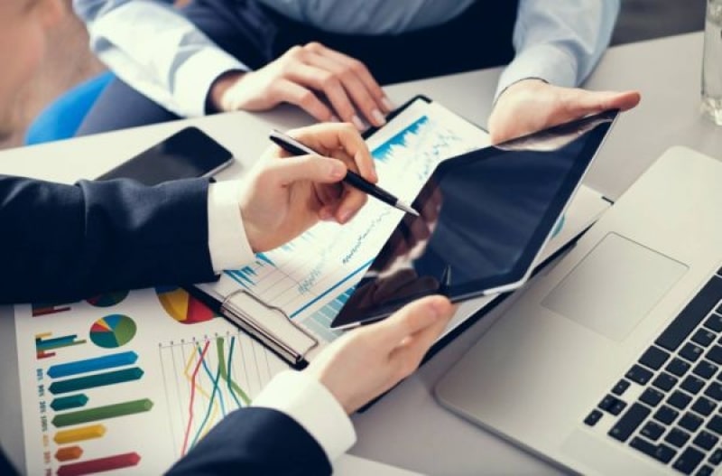 Vești excelente pentru angajații de la privat! Managerii au în plan să majoreze salariile în 2024