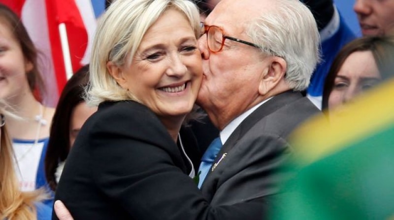 Marine Le Pen conduce deja Franța?