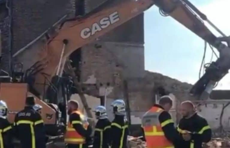 Sfârșit tragic pentru doi muncitori români în Franța! Un zid s-a prăbușit peste ei