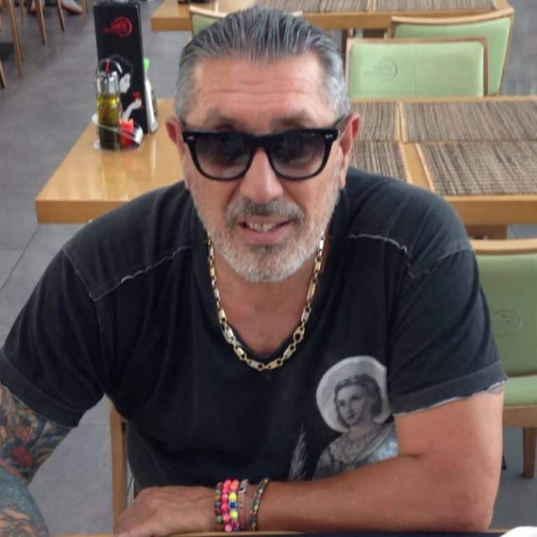 ‘Să dai într-un copil la vârsta asta…’