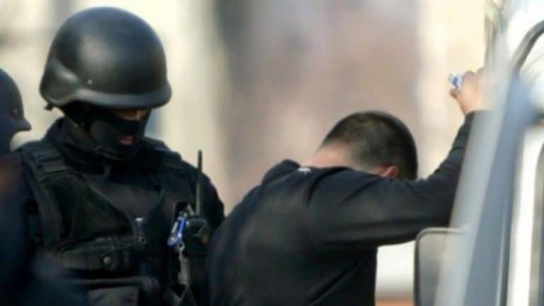 Percheziții la hoții care au furat un seif de 200 de kg din casa unui om de afaceri