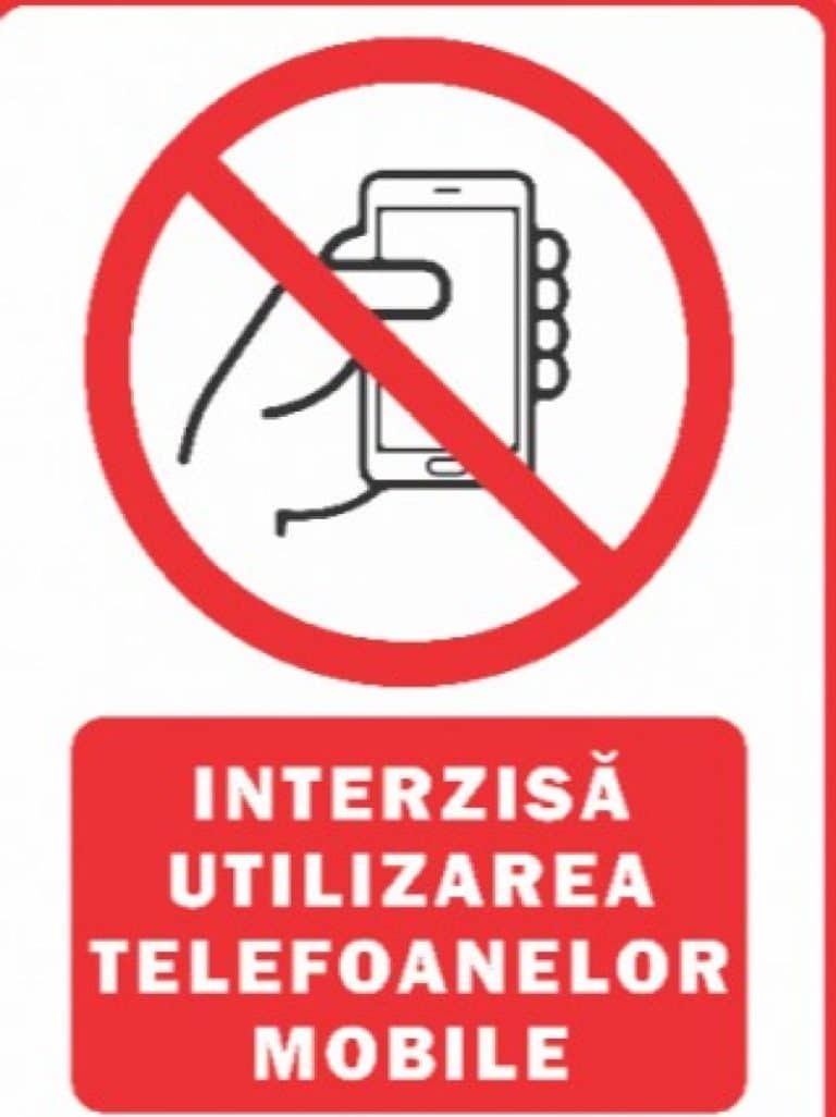 Orașul din Europa care a interzis telefoanele mobile pe stradă