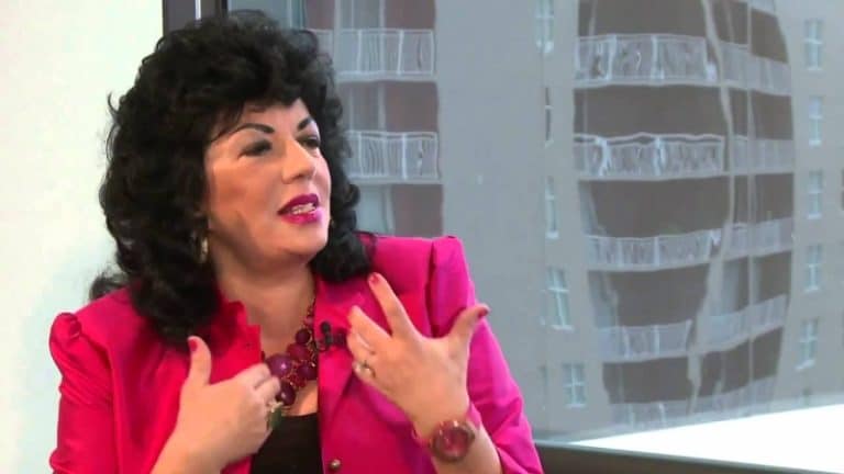 Carmen Harra face previziuni cutremurătoare după ce Regele Charles a fost diagnosticat cu cancer