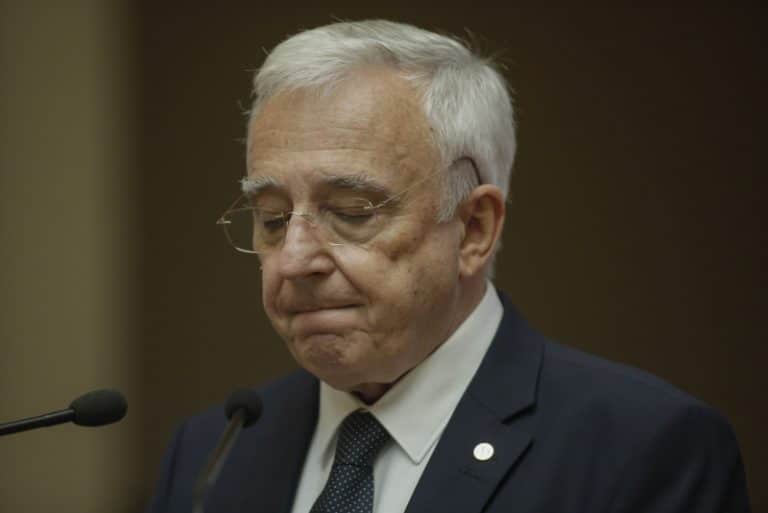 Știu că vă dezamăgesc, dar chiar nu știu precis să vă răspund