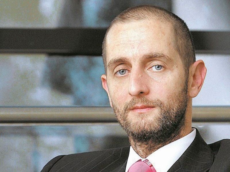 Dragi politicieni, nu ne mai luați de fraieri, nu ne mai prostiți cu scandaluri, conspirații, scenarii și combinații dâmbovițene de an electoral