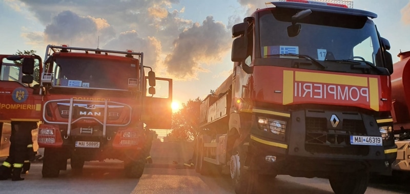 Incendiu la bordul unei nave cu 16 persoane în rada Portului Sulina / Echipajul a refuzat să coboare