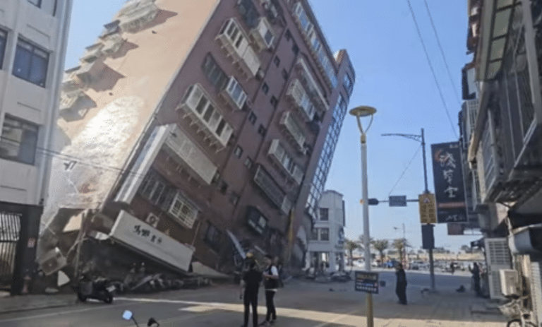 Cutremur puternic în Taiwan: clădiri prăbuşite, pene de curent și alertă de tsunami în sud-vestul Japoniei