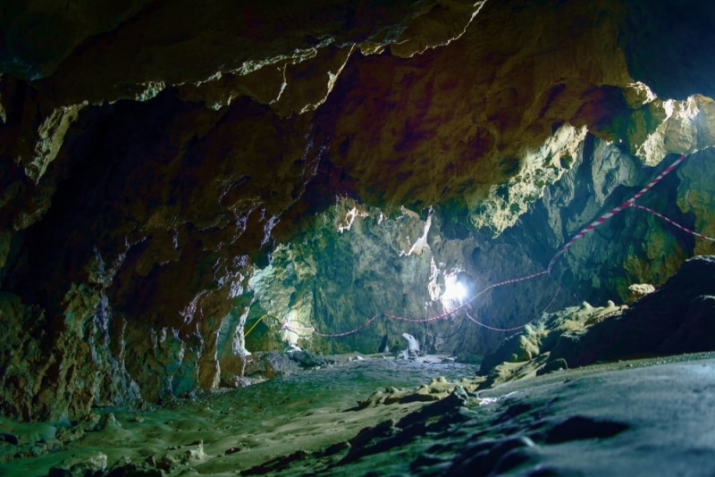 Drumul spre peștera lui Zamolxe, ‘interzis’ la modernizare