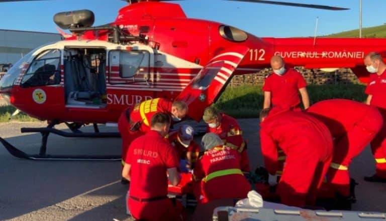 Incident teribil! Copilă de 5 ani, în comă la spital, după ce a căzut a pentru doua oară de la fereastră, în 3 ani