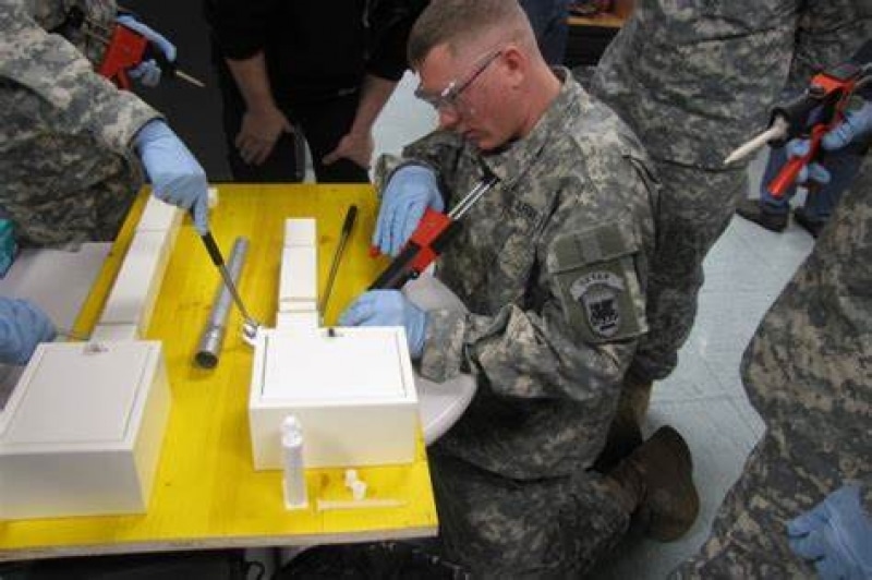 cumpără o mare fabrică de la americani