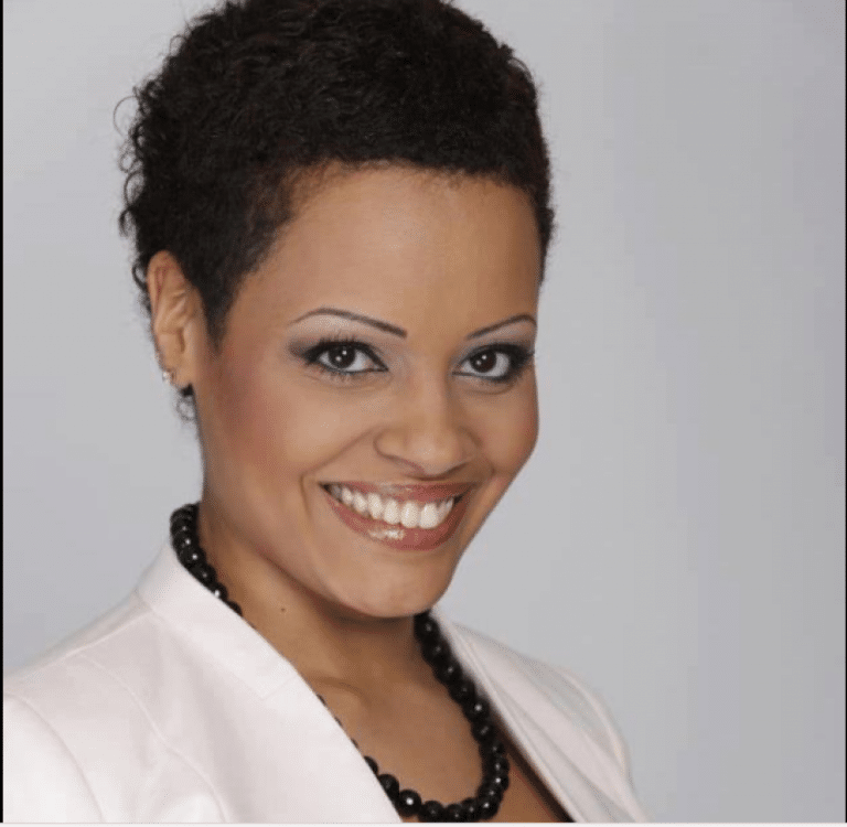 Frumoasa Laura Nureldin nu a mai suportat