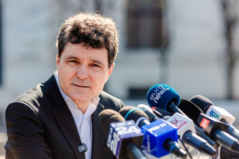 Dacă vine un cutremur, o să fie rău. Adică sunt aceleaşi clădiri care au trecut şi prin cutremurul din 1977