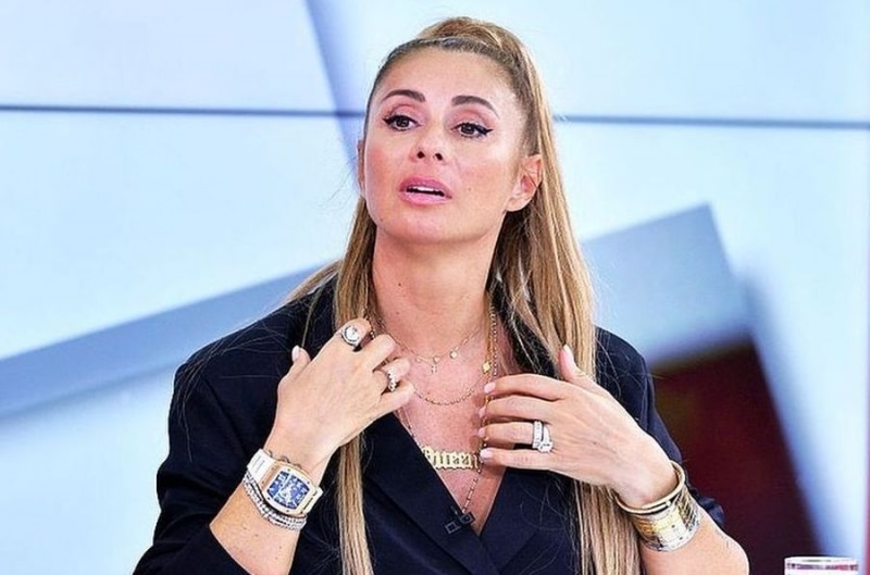 ‘Este mașina cu care băiatul meu merge la școală zilnic’