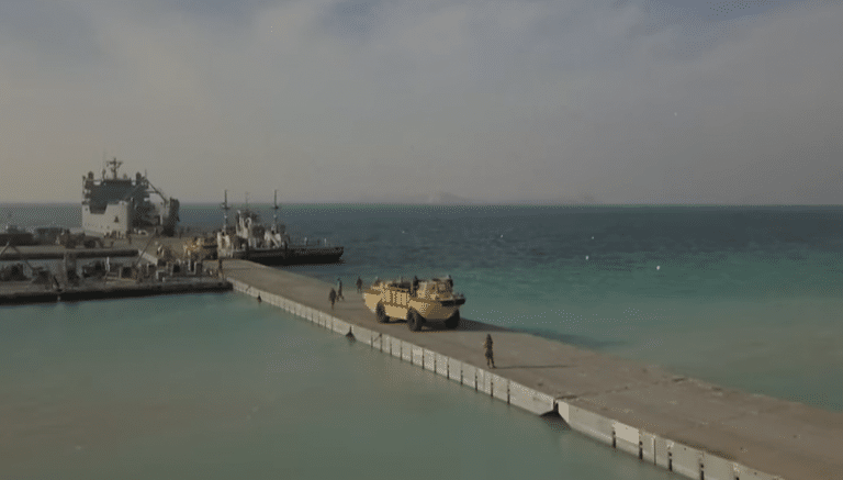 Lucrurile rămân complicate în Fâșia Gaza! Mişcarea Hamas respinge orice prezenţă militară pe pământ palestinian după amplasarea debarcaderului american