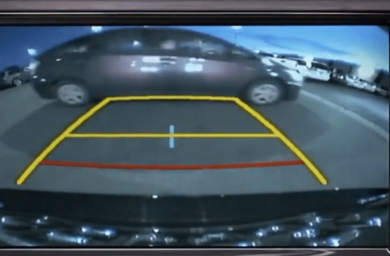 VIDEO Obligație pentru șoferi! Toate maşinile noi vor trebui să aibă montate camere de marşarier