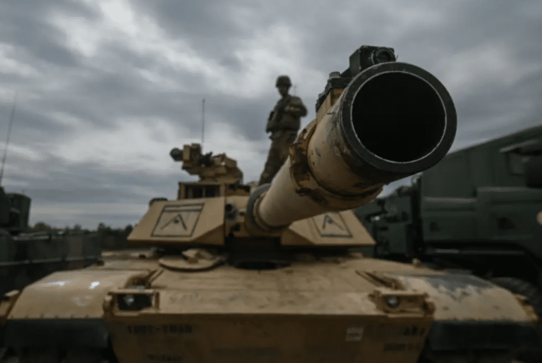 Reacție furioasă a unui general american în retragere, în urma criticilor ucrainenilor la adresa tancurilor Abrams primite