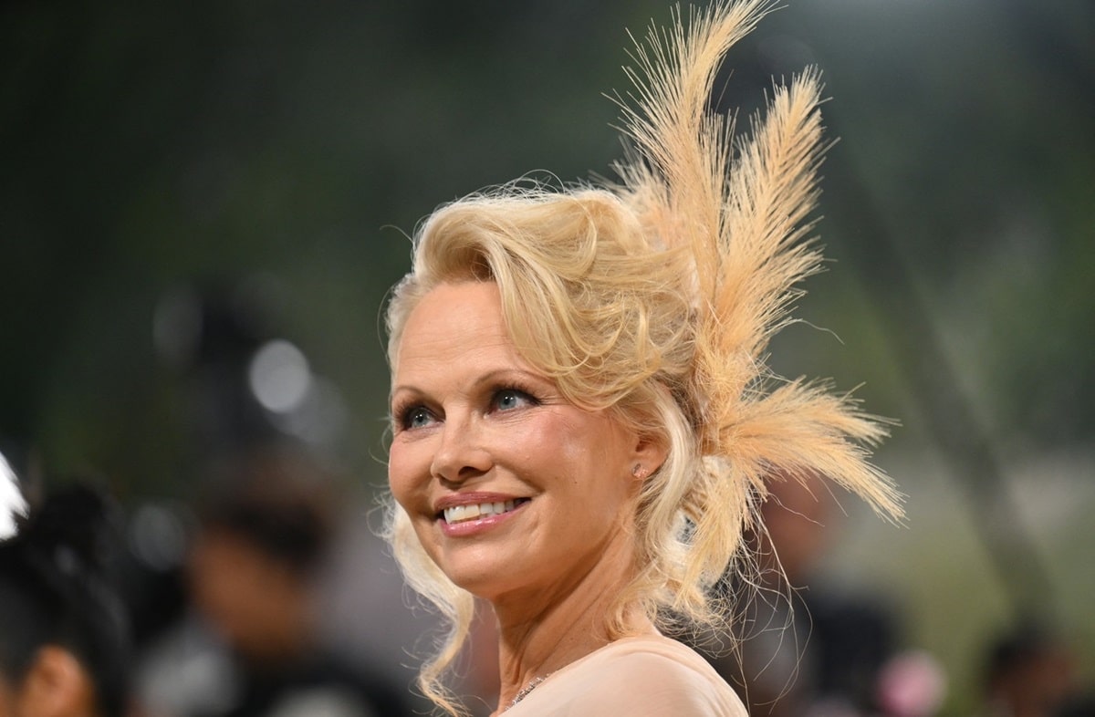 VIDEO Pamela Anderson – Cum mai arată diva care făcea furori acum 30 de ani