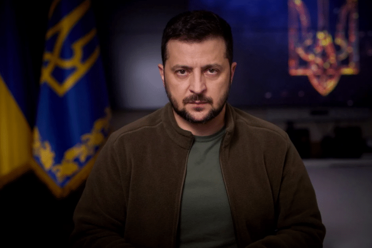 mulți bărbați fug pe unde pot din țară