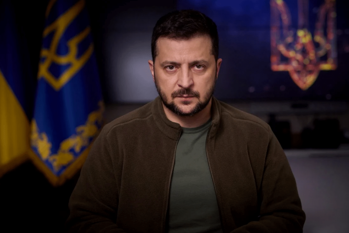 mulți bărbați fug pe unde pot din țară