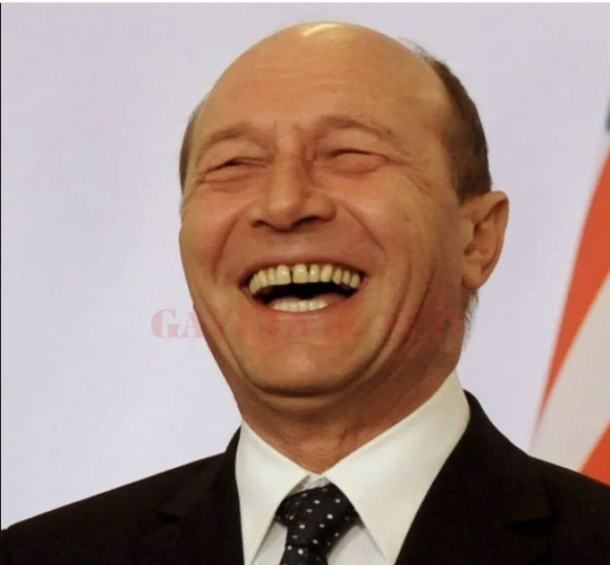 ‘V-am fript! Hahaha’ – Băsescu, către soțul Reginei Angliei, când România a învins Anglia la EURO 2000