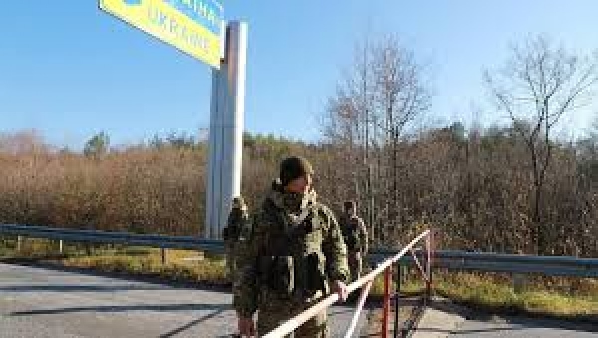 Ucraina a mutat rapid arme și echipamente militare la granița cu Belarus!