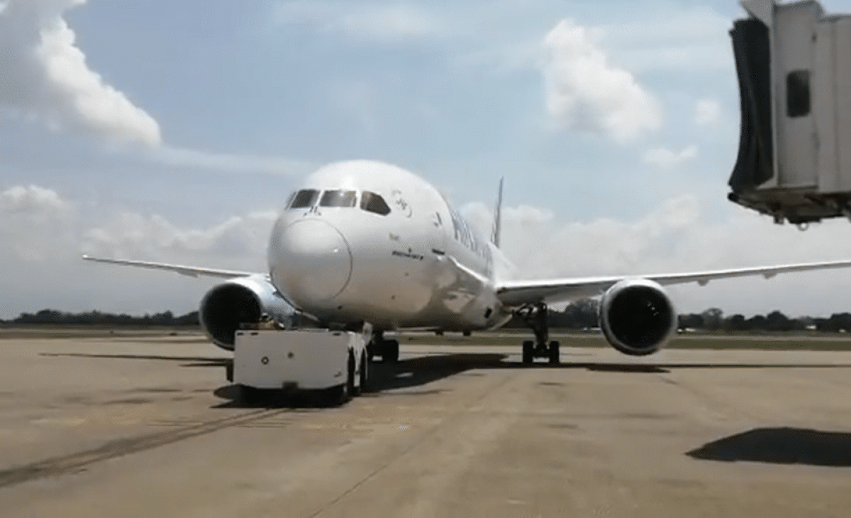 VIDEO Zbor cu un Boeing, încheiat cu zeci de răniți și o aterizare de urgență după o serie de ‘turbulenţe puternice’