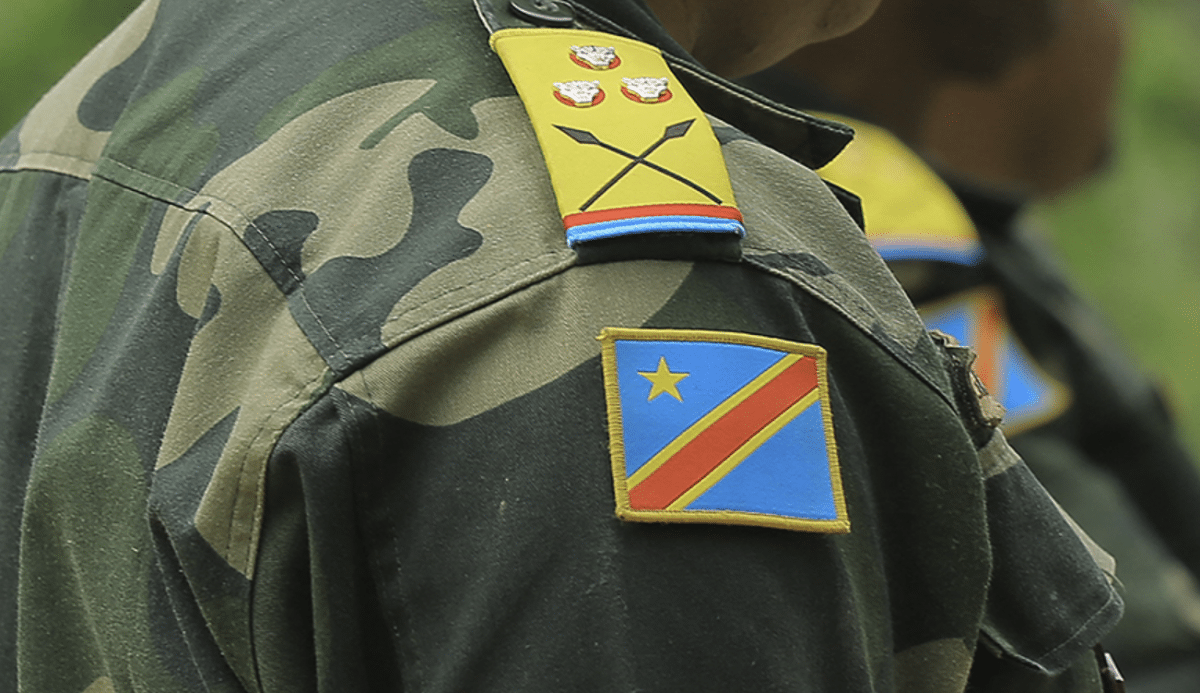 Congo condamnă alți doi soldați la moarte pentru că au fugit de lupta împotriva rebelilor în provincia Kivu de Nord