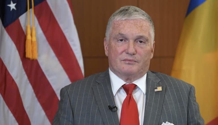 ‘Crescând taxele și împrumutând mai mulți bani nu e un plan’