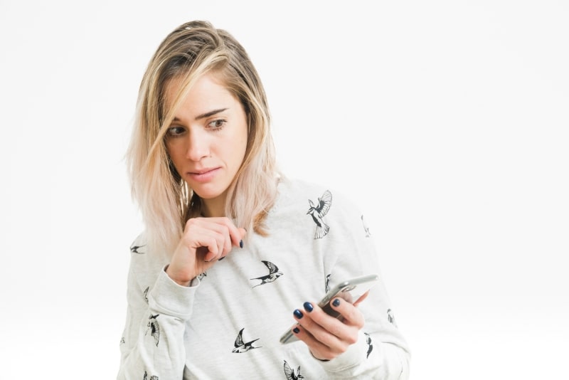 România, țara casnicelor. Motivul pentru care jumătate dintre femeile din țara noastră nu au un loc de muncă